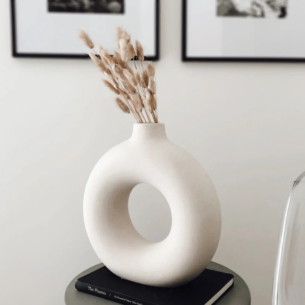Auréa Hollow Vase